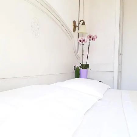 Hotel Castello Di Tavolara 3*