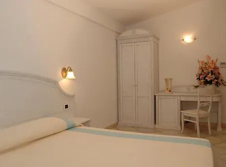 Castello Di Tavolara 3* Porto San Paolo (Sardinia)