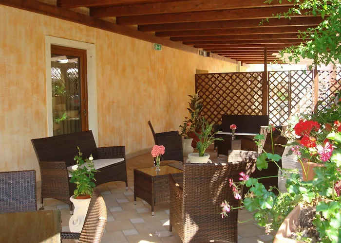 Hotel Castello Di Tavolara 3*