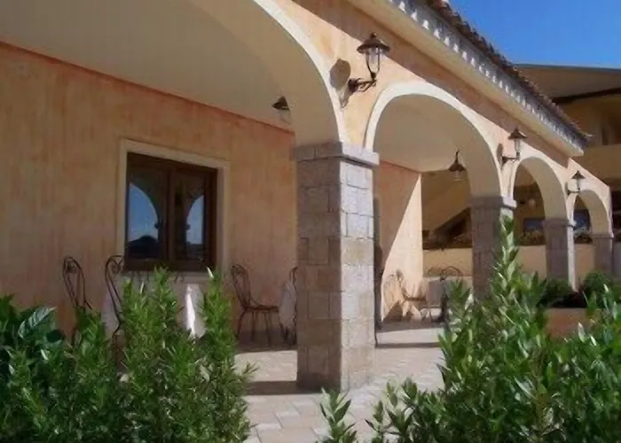 Castello Di Tavolara 3*