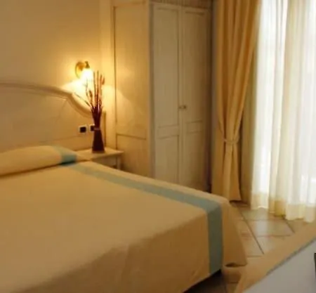 Castello Di Tavolara Hotel Porto San Paolo (Sardinia)