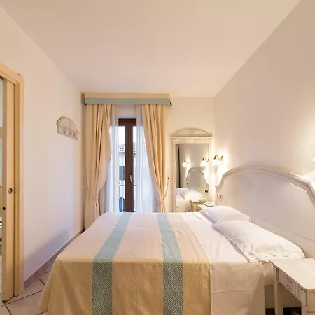 Hotel Castello Di Tavolara Loiri Porto San Paolo