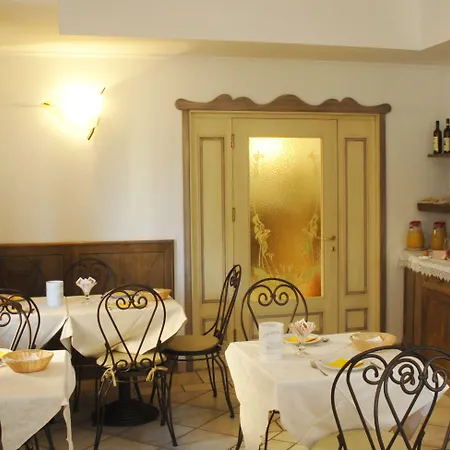 Hotel Castello Di Tavolara