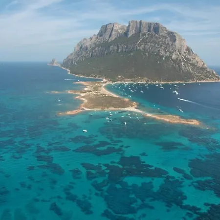Castello Di Tavolara Hotel Porto San Paolo (Sardinia)